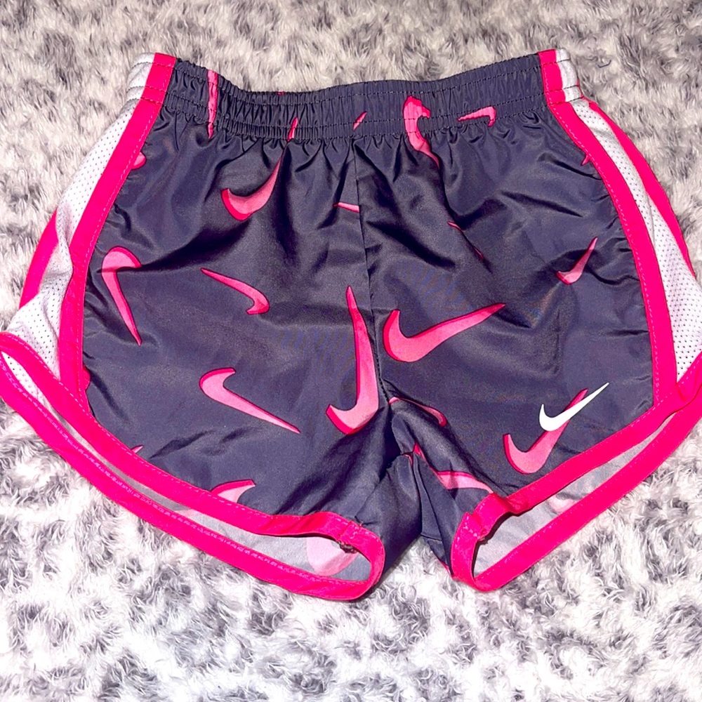 Toddler Girls SZ 3T Dri-Fit Pink/Gray Nike Shorts